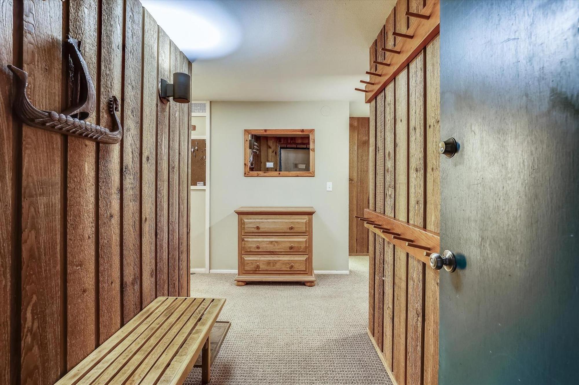 Affordable In The Heart Of Downtown * Aspen